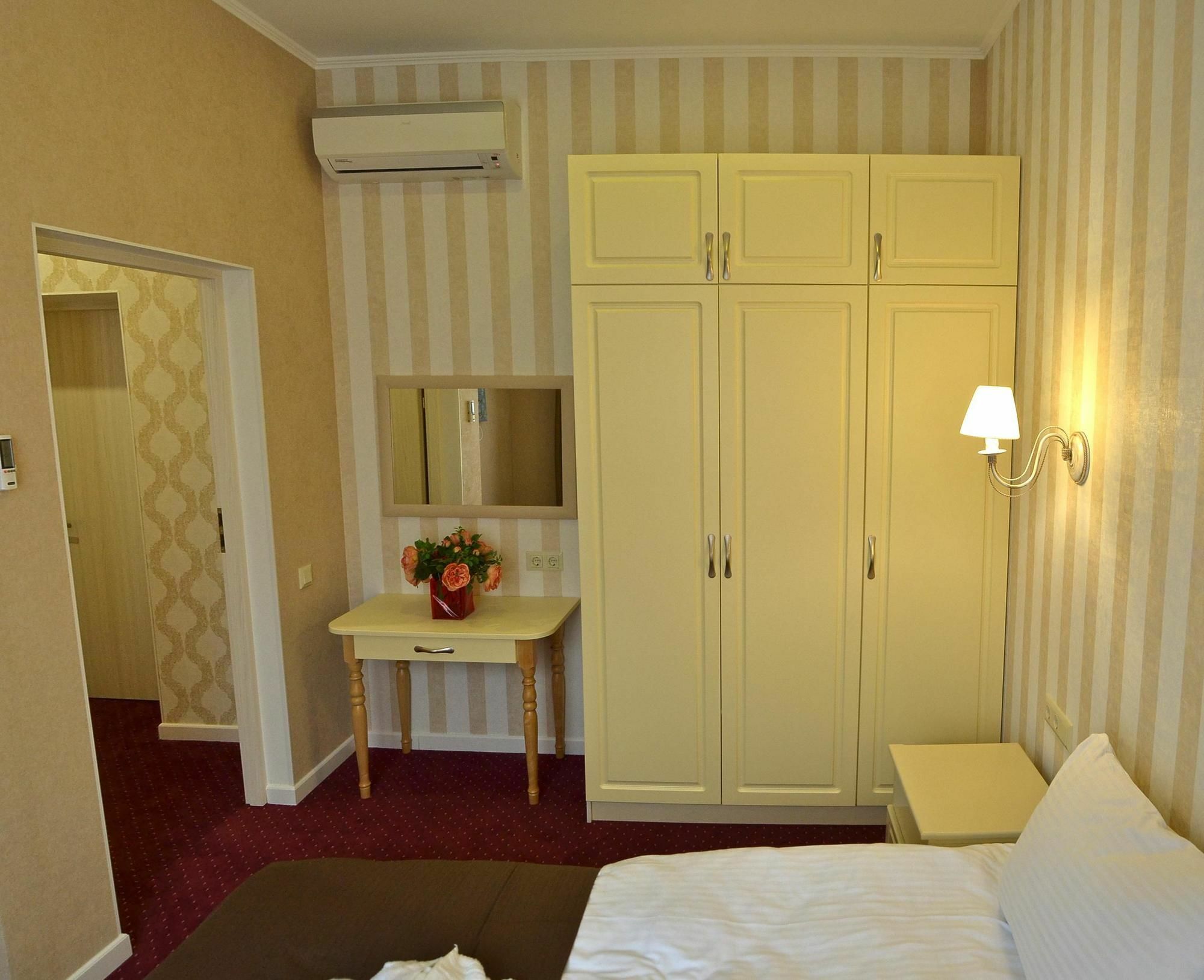 Hotel Ajur Odessa Exterior foto
